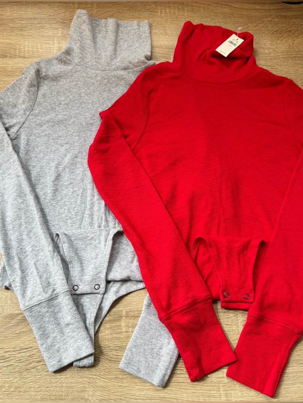NWT Aerie Long-Sleeve Ribbed Turtleneck Bodysuit Tops Bundle of 2